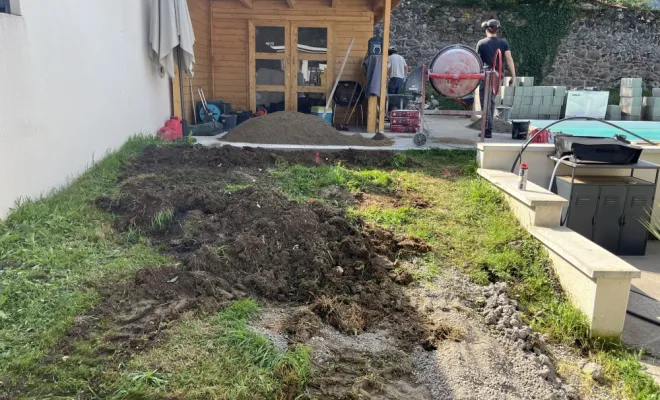 Aménagement d’un parking et d’un accès piscine à Aurec sur Loire, Mornant, Hugot Paysage