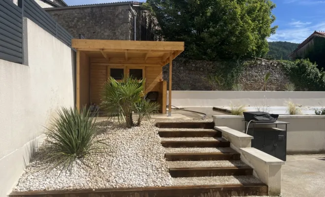 Aménagement d’un parking et d’un accès piscine à Aurec sur Loire, Mornant, Hugot Paysage