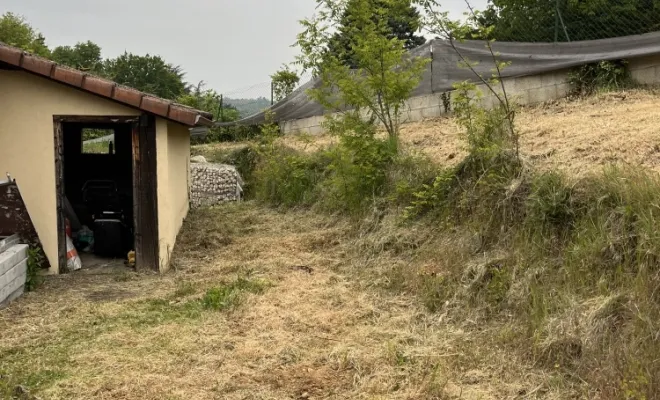 Mur de soutènement pour l’agrandissement d’une terrasse à Vienne, Mornant, Hugot Paysage